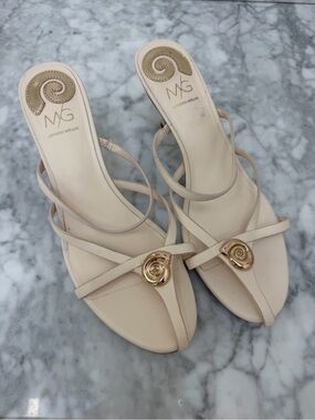 ANTONIO MELANI Blush Nude Strappy Sandals with Gold Rose Accent